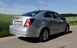   Chevrolet Aveo Sedan - 2011