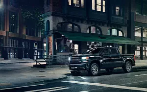   Chevrolet Silverado Custom Crew Cab - 2018
