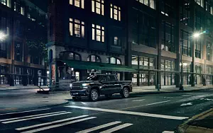   Chevrolet Silverado Custom Crew Cab - 2018