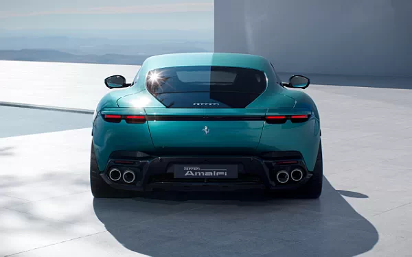   Ferrari Amalfi (Verde Costiera) - 2025