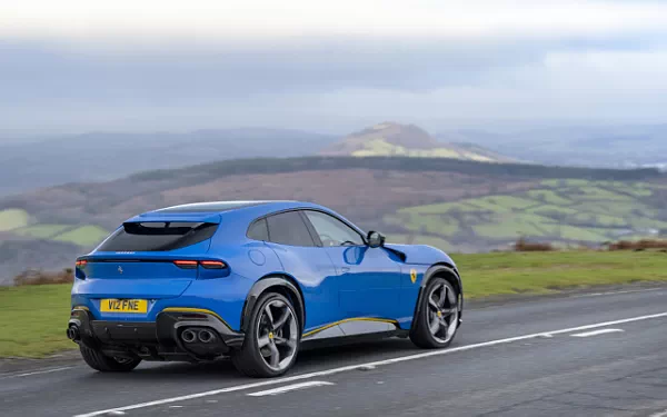   Ferrari Purosangue UK-spec - 2023