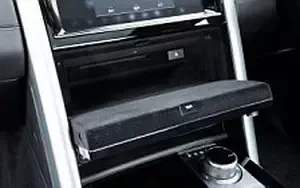   Land Rover Discovery HSE UK-spec - 2017