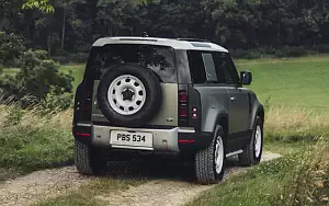   Land Rover Defender 90 D240 SE Explorer Pack - 2020