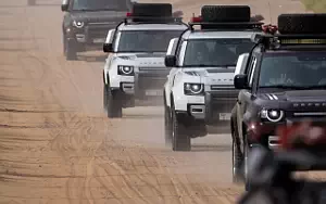   Land Rover Defender 130 P400 SE (Sedona Red) - 2023