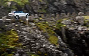   Range Rover Velar R-Dynamic D300 HSE Black Pack - 2017