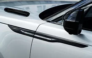   Range Rover Velar R-Dynamic D300 HSE Black Pack - 2017