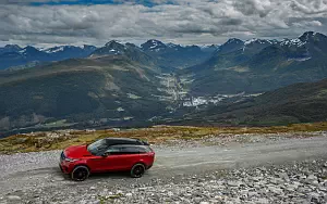   Range Rover Velar R-Dynamic D300 HSE Black Pack - 2017