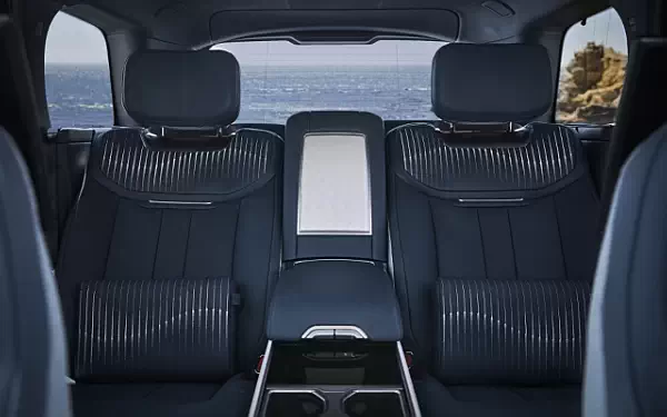   Range Rover SV Asilomar - 2025