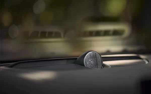   Volvo S90 T8 Recharge China-spec - 2025