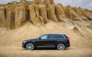   Volvo XC90 T6 Inscription US-spec - 2015