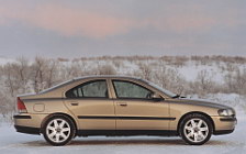   Volvo S60 AWD - 2002