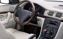   Volvo S80 - 2004