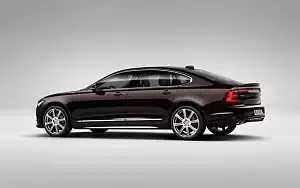   Volvo S90 - 2018