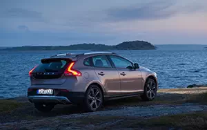   Volvo V40 Cross Country - 2014