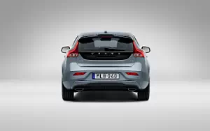   Volvo V40 T4 Momentum - 2016