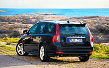   Volvo V50 R-Design - 2009