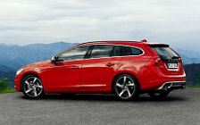   Volvo V60 R-Design - 2010