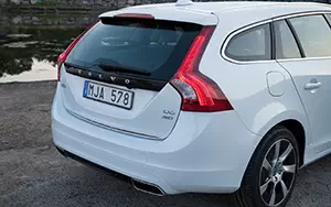   Volvo V60 Plug-in-Hybrid - 2014