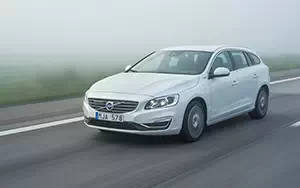   Volvo V60 Plug-in-Hybrid - 2014