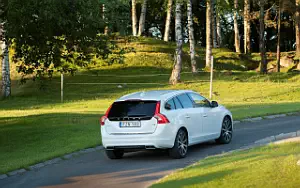   Volvo V60 D5 Twin Engine - 2016