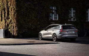   Volvo V60 T6 AWD Inscription - 2018