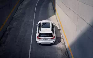   Volvo V60 T6 AWD R-Design - 2018