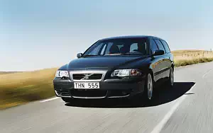   Volvo V70 R - 2004