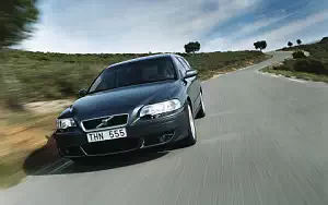  Volvo V70 R - 2004