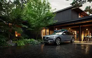   Volvo V90 T6 Cross Country - 2017