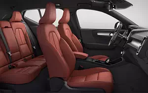   Volvo XC40 T5 Momentum - 2017
