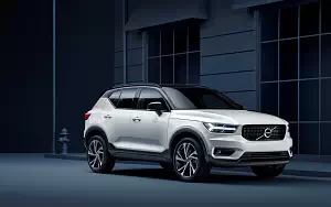   Volvo XC40 T5 R-Design - 2017