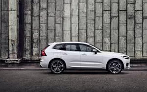   Volvo XC60 T8 R-Design - 2017