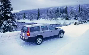   Volvo V70 XC - 2001