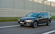   Volvo XC70 - 2012