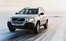   Volvo XC90 - 2004