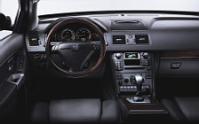   Volvo XC90 - 2004