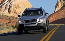   Volvo XC90 - 2005