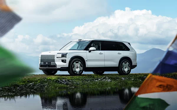 ���� ���������� Zeekr 9X (White) - 2025